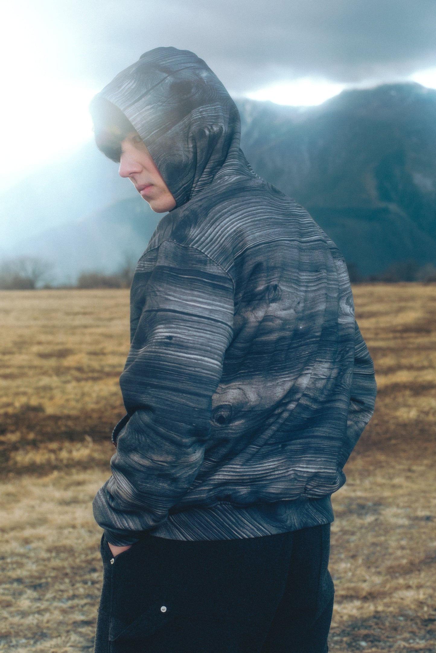 GRAIN ZIP HOODIE