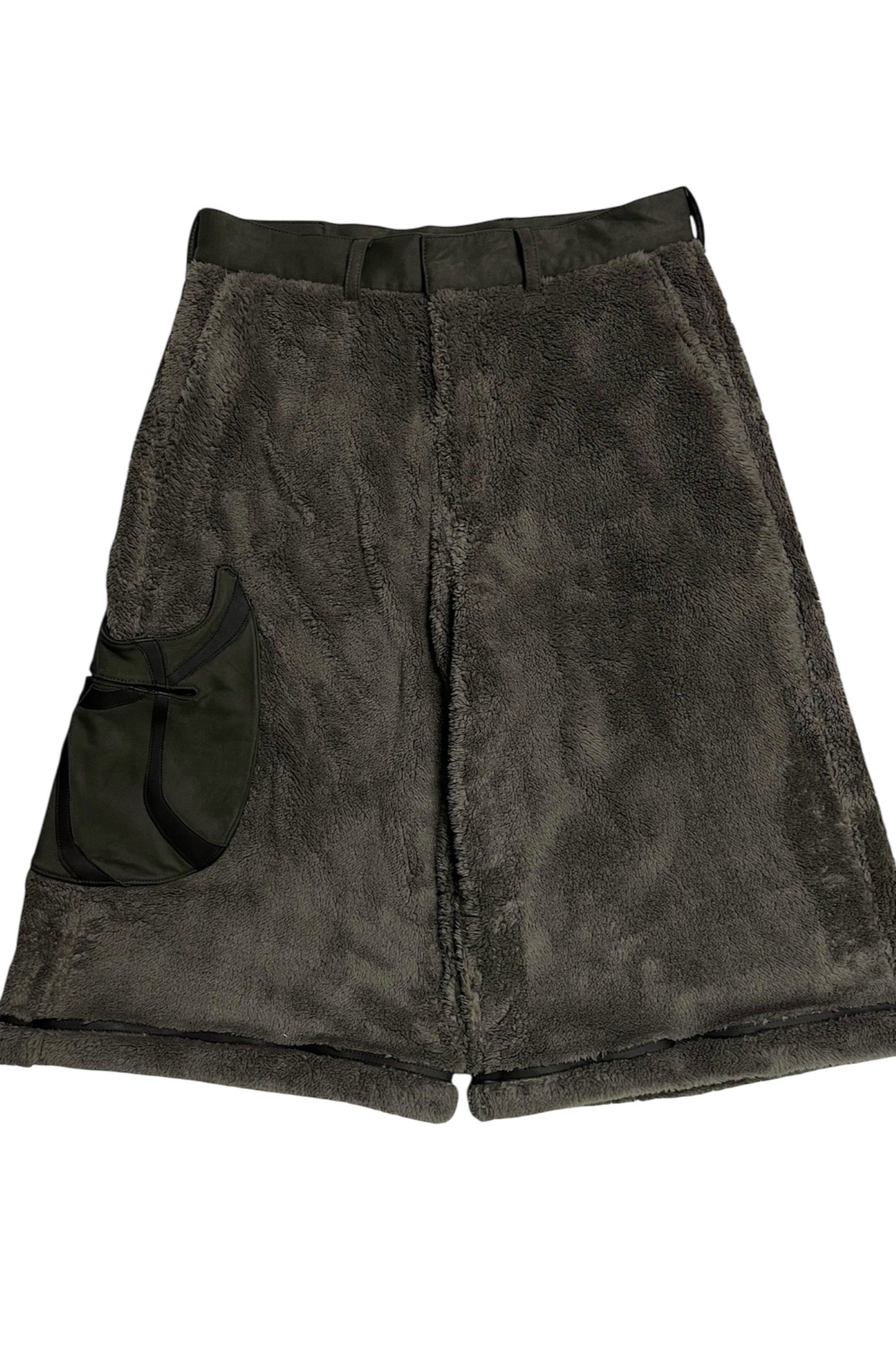 BOA/SUEDE BAGGY SHORTS “TOMO”