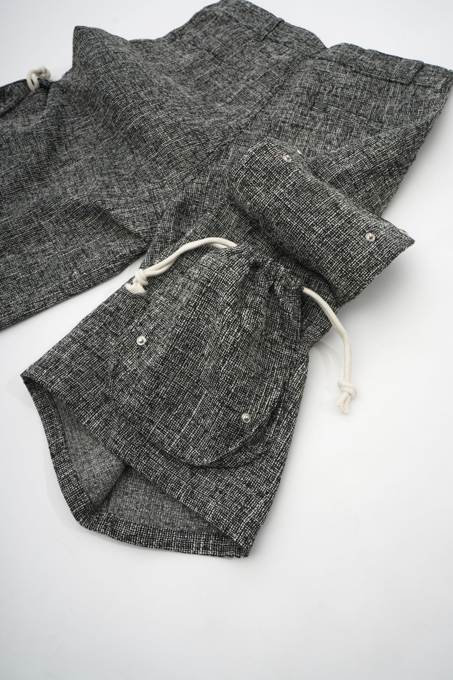 Tweed Purse Cargo Shorts【BLK】
