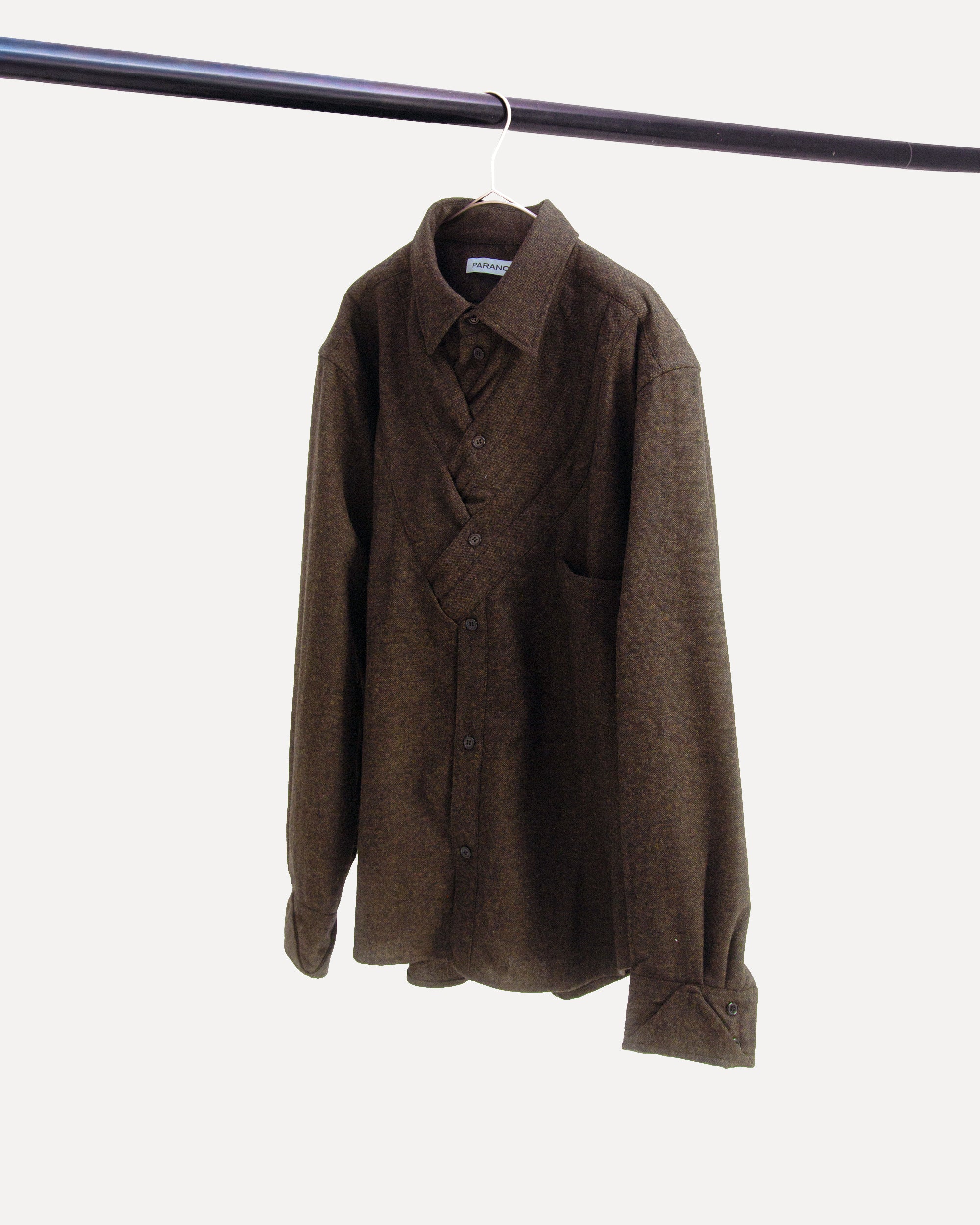 ”layered collar" shirt