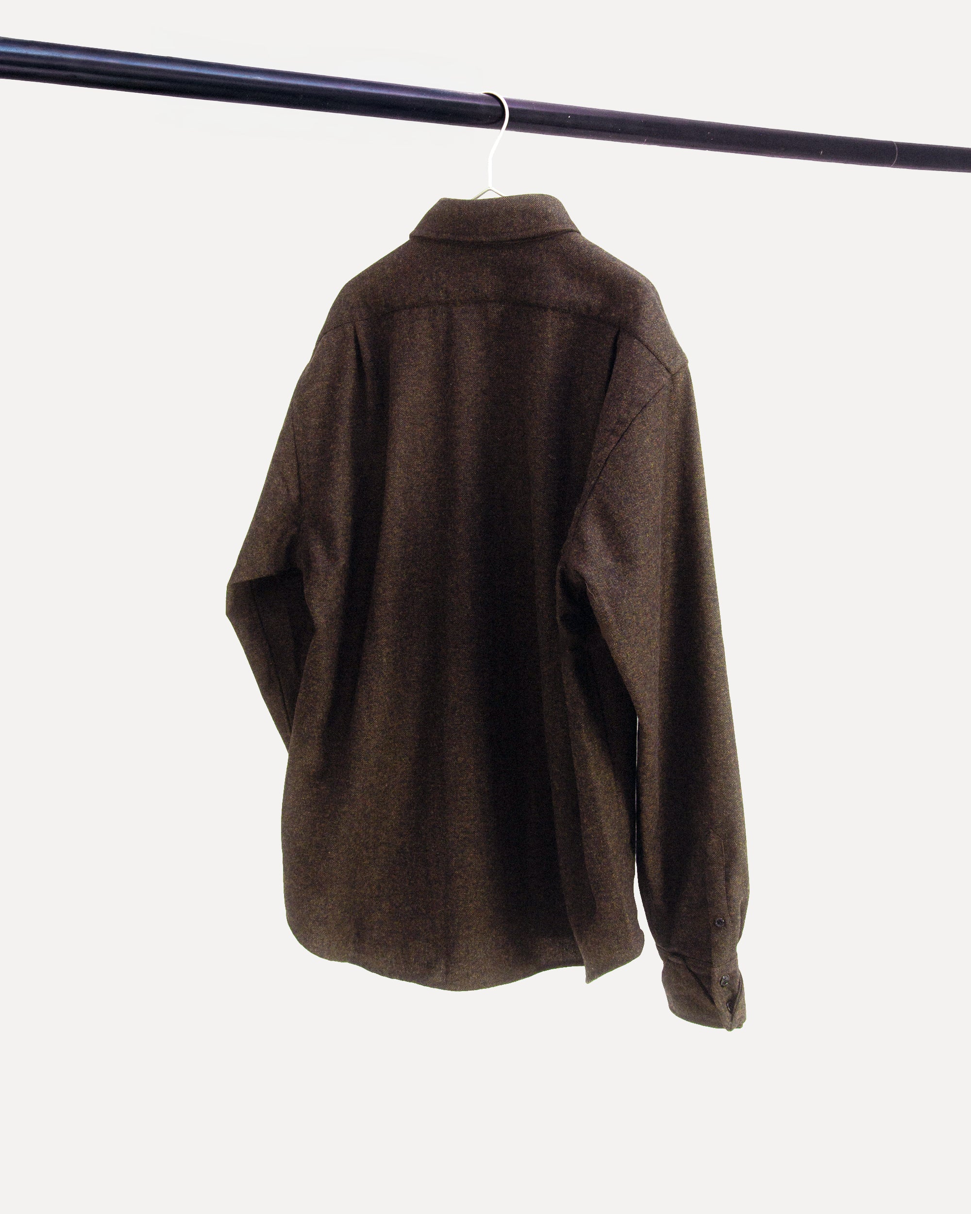 ”layered collar" shirt