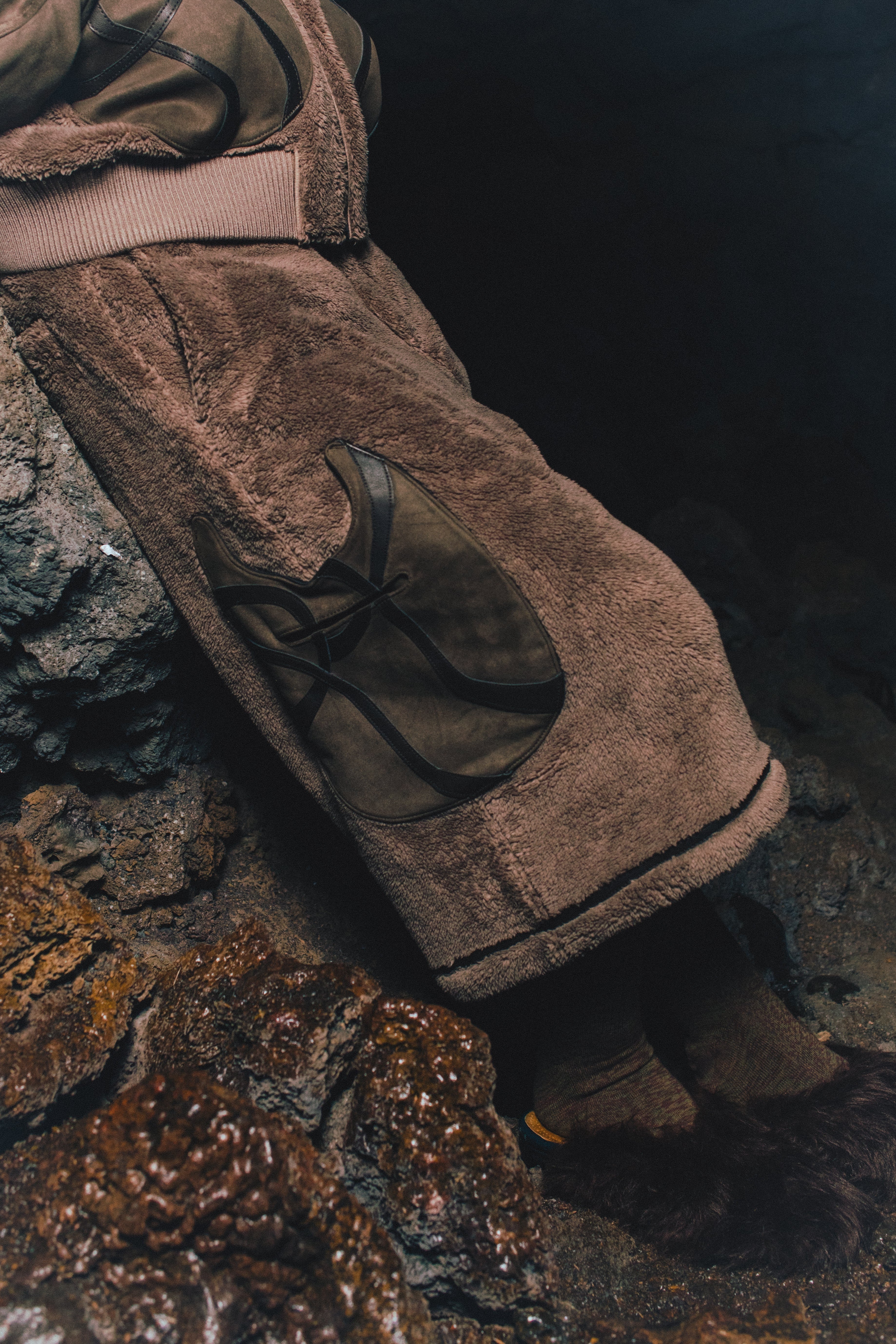 “tomo” boa/suede baggy shorts