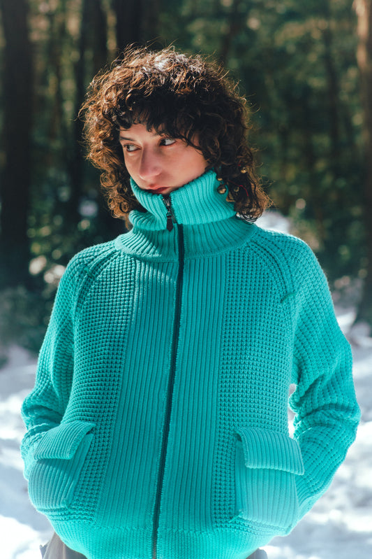BIG COLLAR GRADATION ZIP KNIT